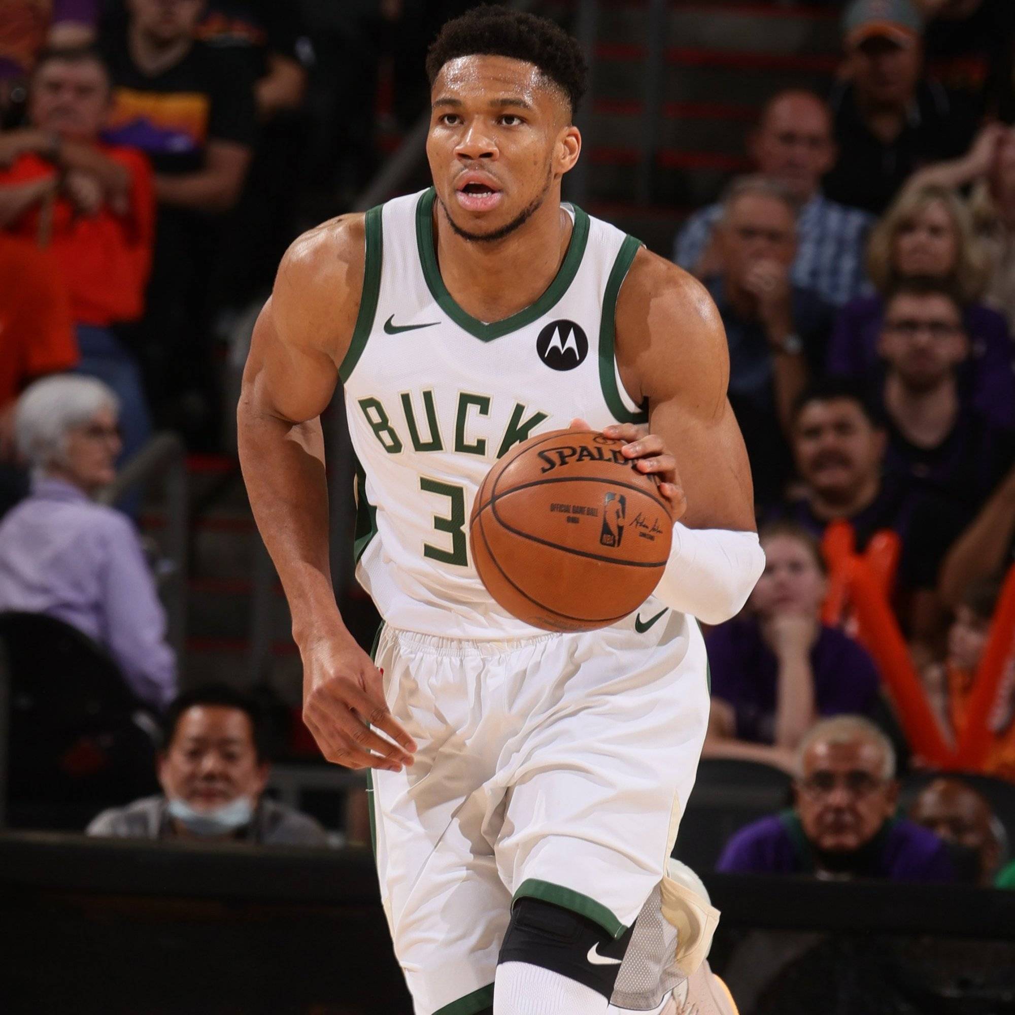 官方：拜仁与孔帕尼麾下的教练团队续约至2029年（拜仁官宣：与孔帕尼教练组续约至2029年）