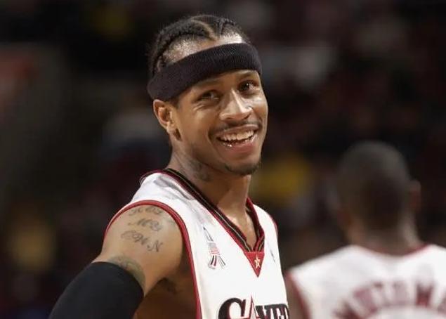 赵鹏：蒋4朱5是国内顶级中卫，但他俩搭配踢亚冠还是太吃力了（赵鹏评蒋4朱5：国内顶级中卫搭档，踢亚冠仍显吃力）